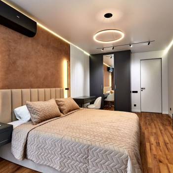 Продается 1-комнатная квартира, 49,7 м²