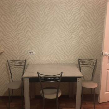 Продается 1-комнатная квартира, 37,4 м²