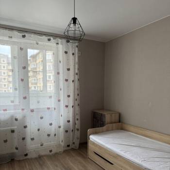 Сдается 2-х комнатная квартира, 60 м²