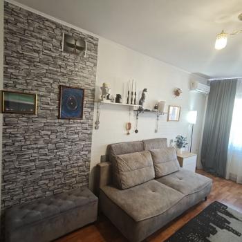 Продается 1-комнатная квартира, 35 м²