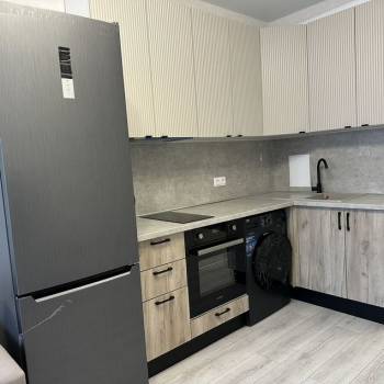 Продается 1-комнатная квартира, 41 м²