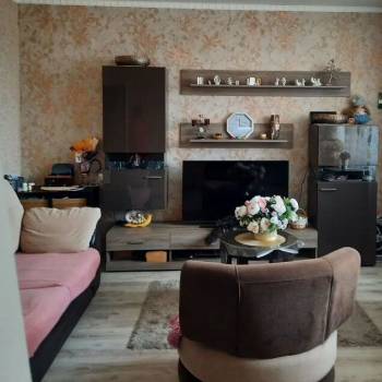Продается Многокомнатная квартира, 87,6 м²