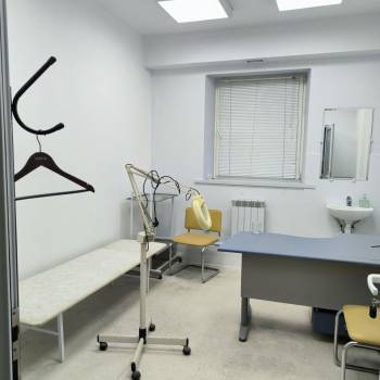 Сдается Нежилое помещение, 520 м²