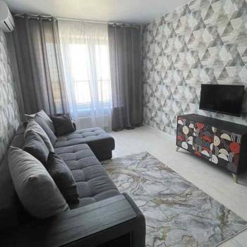 Сдается 1-комнатная квартира, 43 м²
