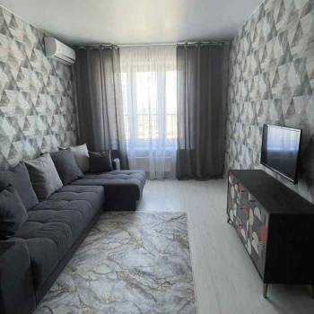 Сдается 1-комнатная квартира, 43 м²