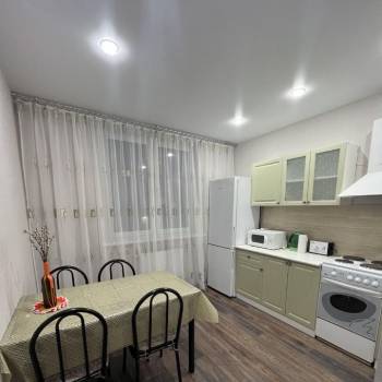 Сдается 1-комнатная квартира, 39 м²