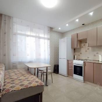 Сдается 1-комнатная квартира, 45 м²