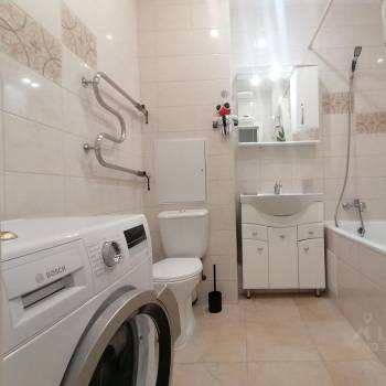 Сдается 1-комнатная квартира, 45 м²