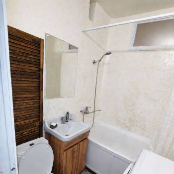 Сдается Многокомнатная квартира, 56,4 м²