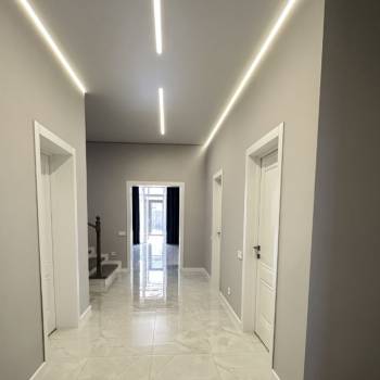 Продается Дом, 280 м²