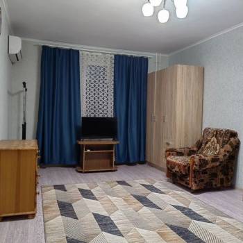 Сдается 1-комнатная квартира, 39 м²