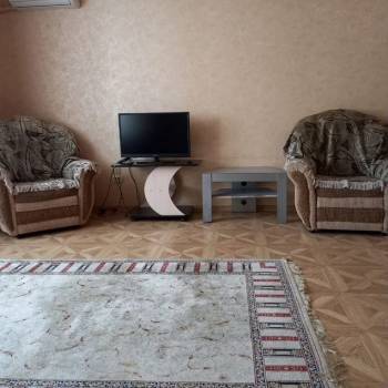 Сдается 2-х комнатная квартира, 76 м²