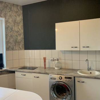 Продается 1-комнатная квартира, 40 м²