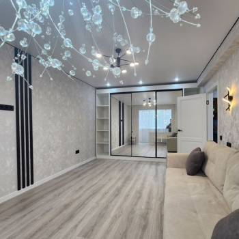 Продается 1-комнатная квартира, 36 м²