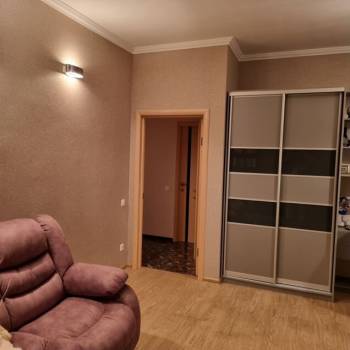 Продается 3-х комнатная квартира, 139 м²