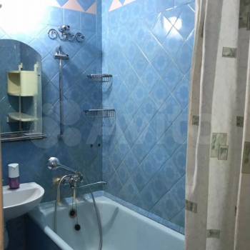 Продается Многокомнатная квартира, 73,8 м²