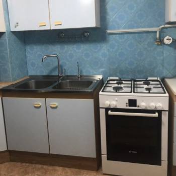 Продается Многокомнатная квартира, 73,8 м²