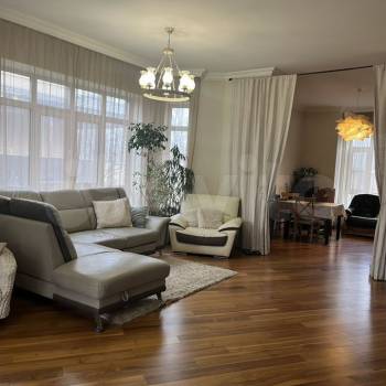 Продается Дом, 210 м²