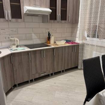 Сдается 1-комнатная квартира, 37 м²