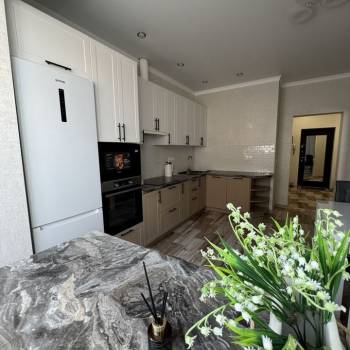 Сдается 1-комнатная квартира, 46,8 м²