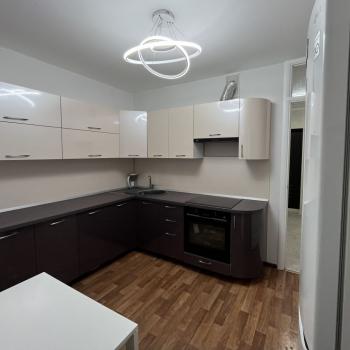 Продается 1-комнатная квартира, 37,5 м²