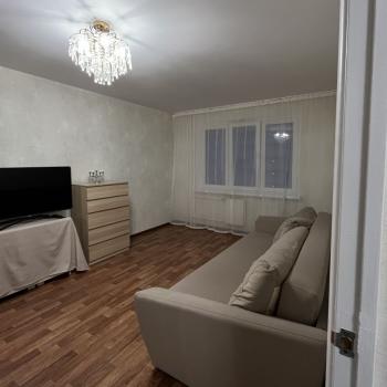 Продается 1-комнатная квартира, 37,5 м²