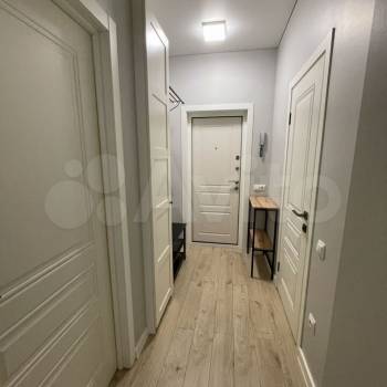 Сдается 1-комнатная квартира, 42 м²