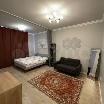 Сдается 1-комнатная квартира, 42 м²