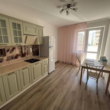 Сдается 1-комнатная квартира, 42,3 м²