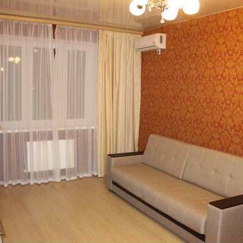 Сдается 1-комнатная квартира, 40 м²