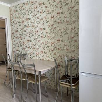 Сдается 1-комнатная квартира, 46 м²