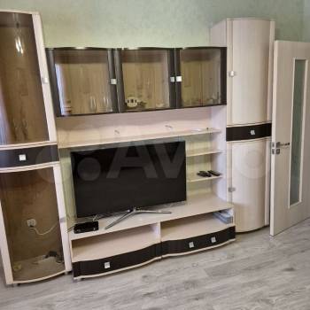 Сдается 1-комнатная квартира, 46 м²