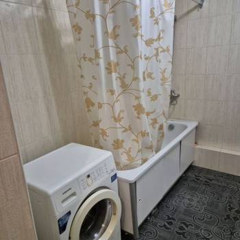 Сдается 1-комнатная квартира, 46 м²