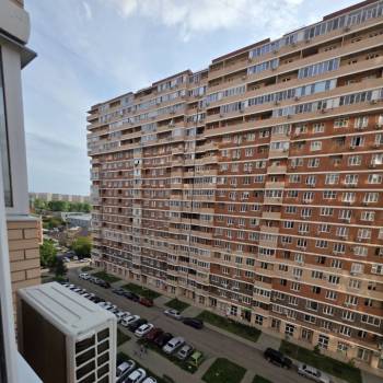 Продается 1-комнатная квартира, 35 м²