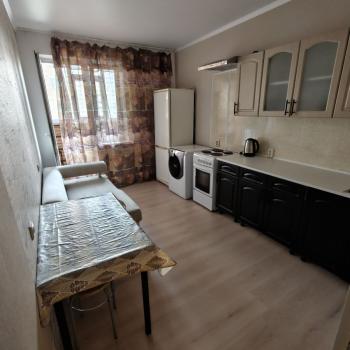 Сдается 1-комнатная квартира, 42 м²