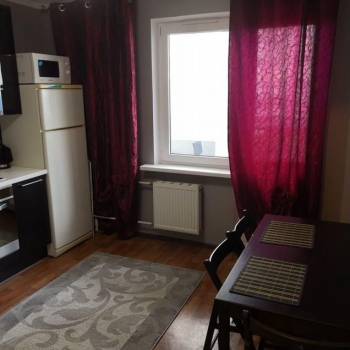 Сдается 1-комнатная квартира, 38 м²