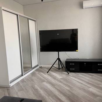 Сдается 1-комнатная квартира, 53 м²