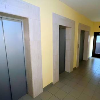 Продается 1-комнатная квартира, 40 м²