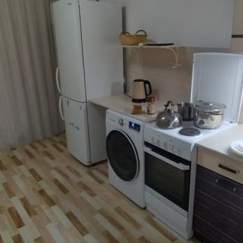 Сдается Многокомнатная квартира, 80 м²