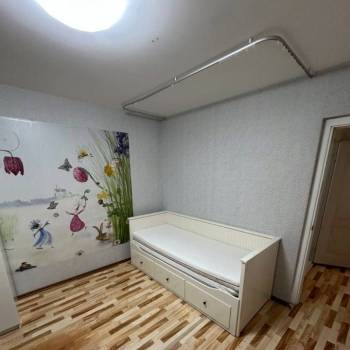 Сдается Многокомнатная квартира, 80 м²
