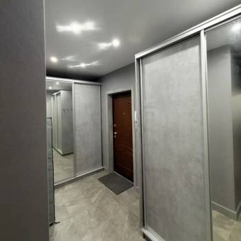 Сдается 1-комнатная квартира, 51 м²