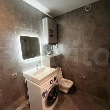 Сдается 1-комнатная квартира, 51 м²