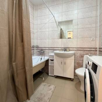 Сдается 1-комнатная квартира, 35 м²