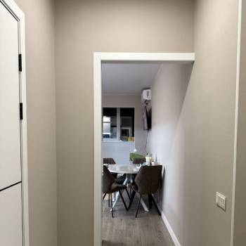 Продается 1-комнатная квартира, 43 м²