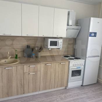 Сдается 1-комнатная квартира, 38 м²