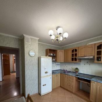 Сдается 2-х комнатная квартира, 60 м²