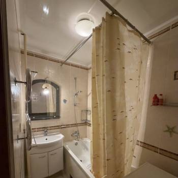 Сдается 2-х комнатная квартира, 60 м²