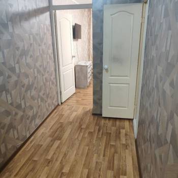 Сдается Многокомнатная квартира, 100 м²