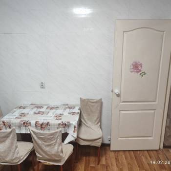 Сдается Многокомнатная квартира, 100 м²
