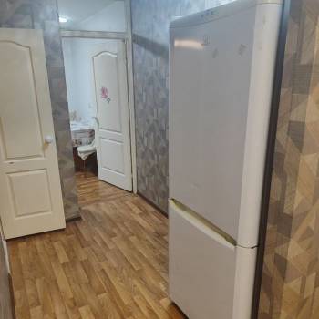 Сдается Многокомнатная квартира, 100 м²